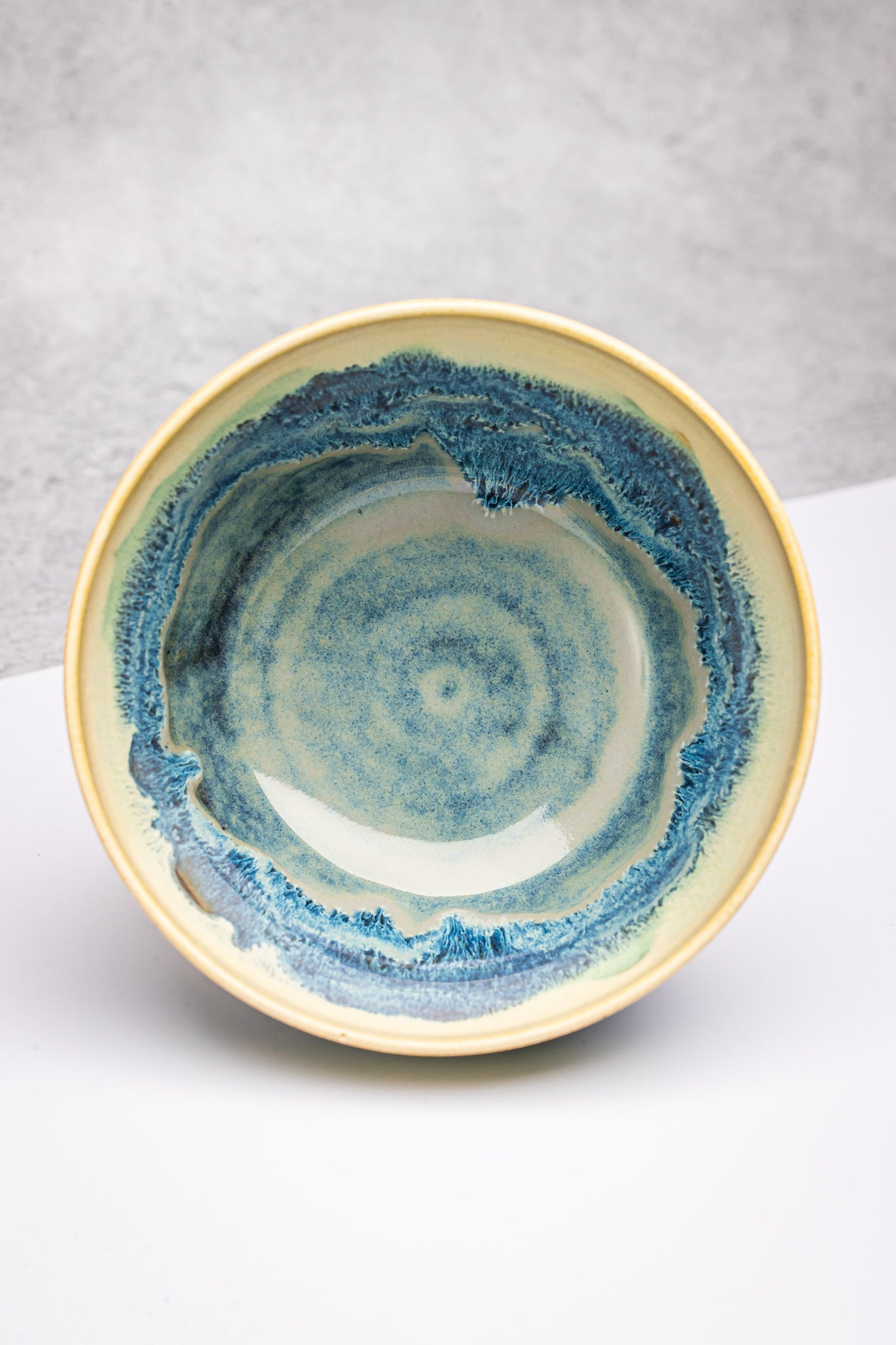 Serving Bowl - Horseshoe Pass